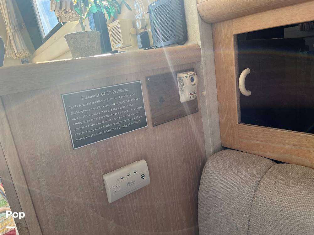 Slide: The Image of Silverton 34 Convertible 1990 - 14099258