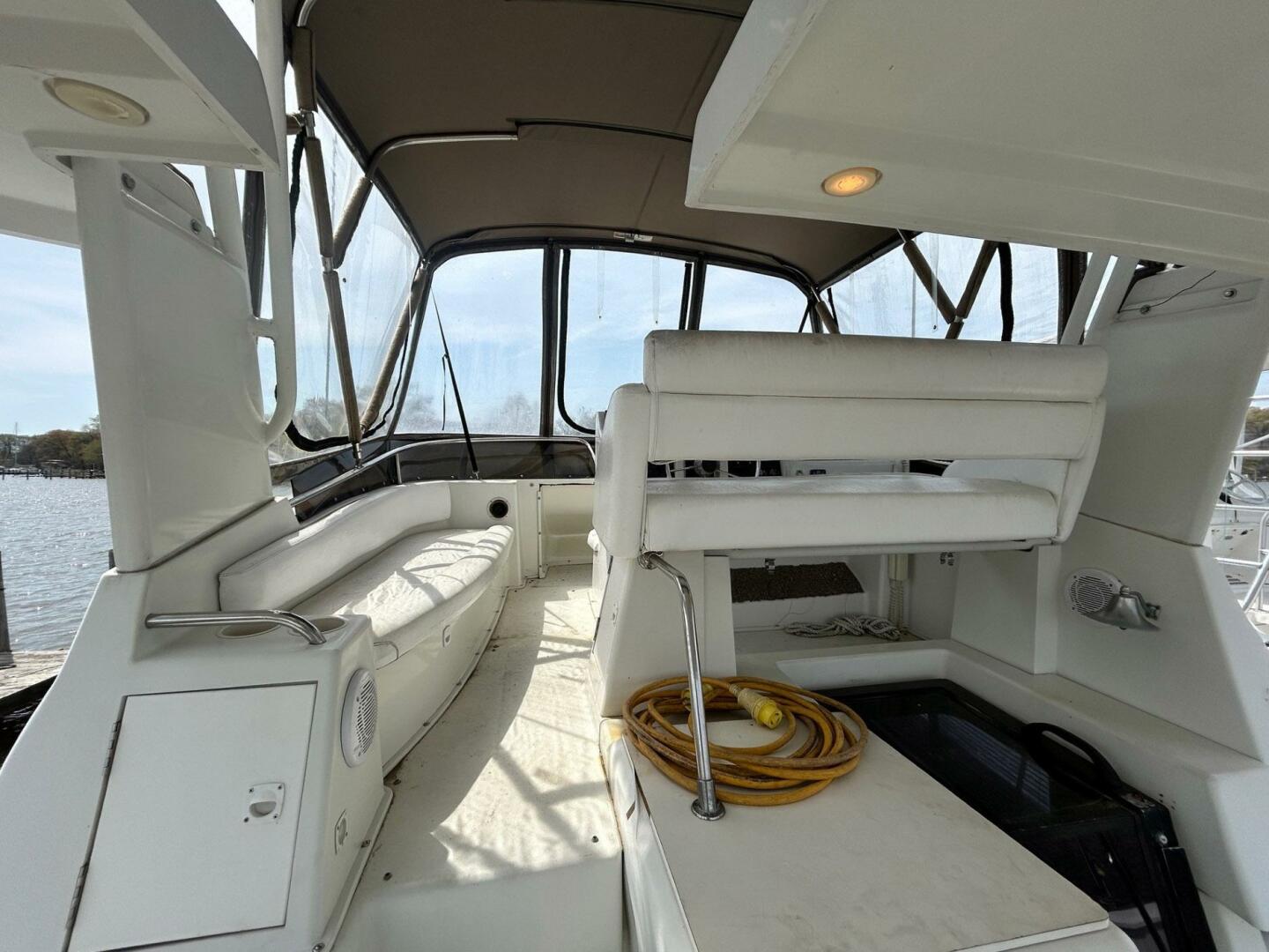 Slide: The Image of Silverton 34 Motor Yacht 1992 - 5288948