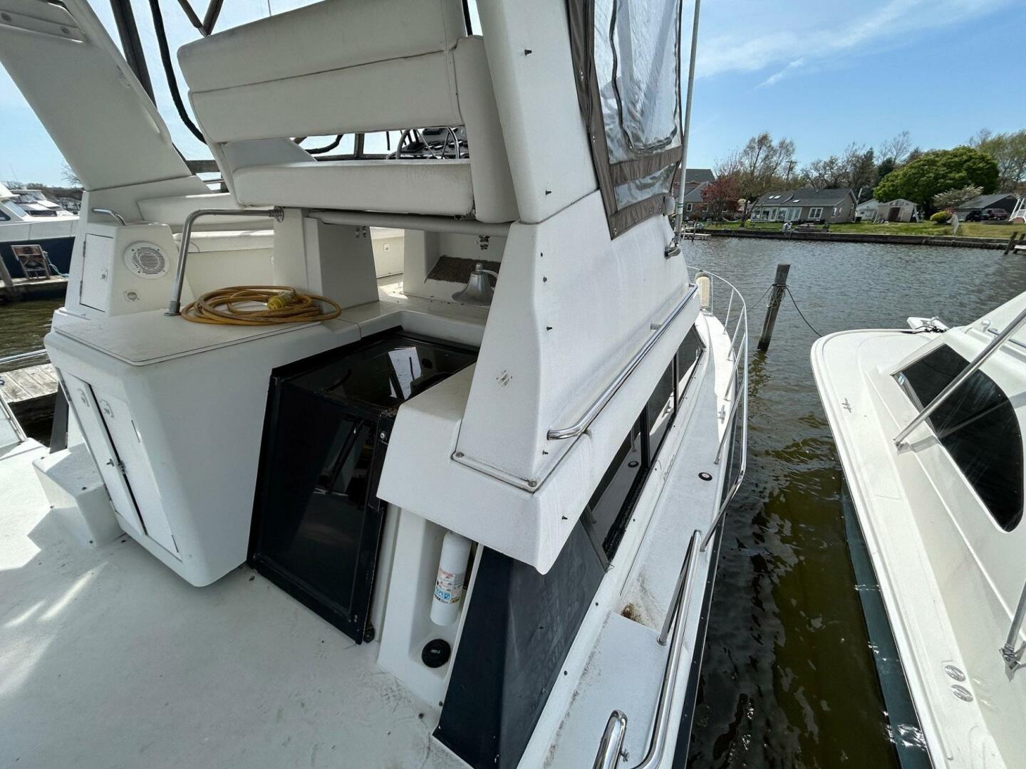 Slide: The Image of Silverton 34 Motor Yacht 1992 - 5288955