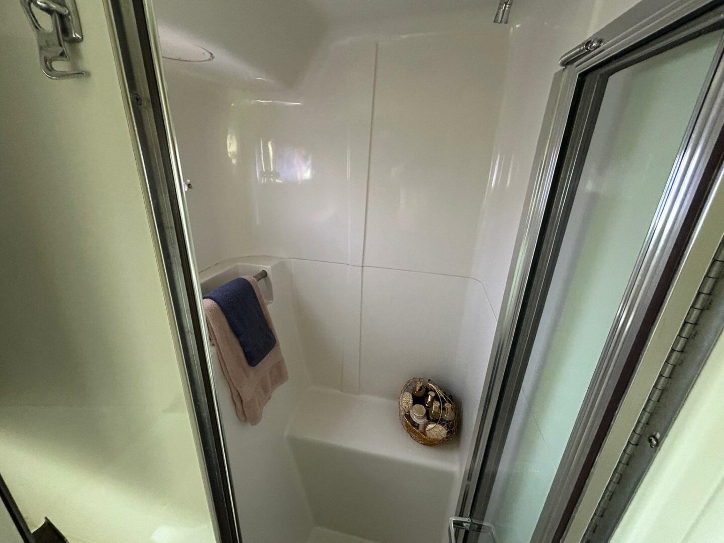 Slide: The Image of Silverton 34 Motor Yacht 1992 - 5288977