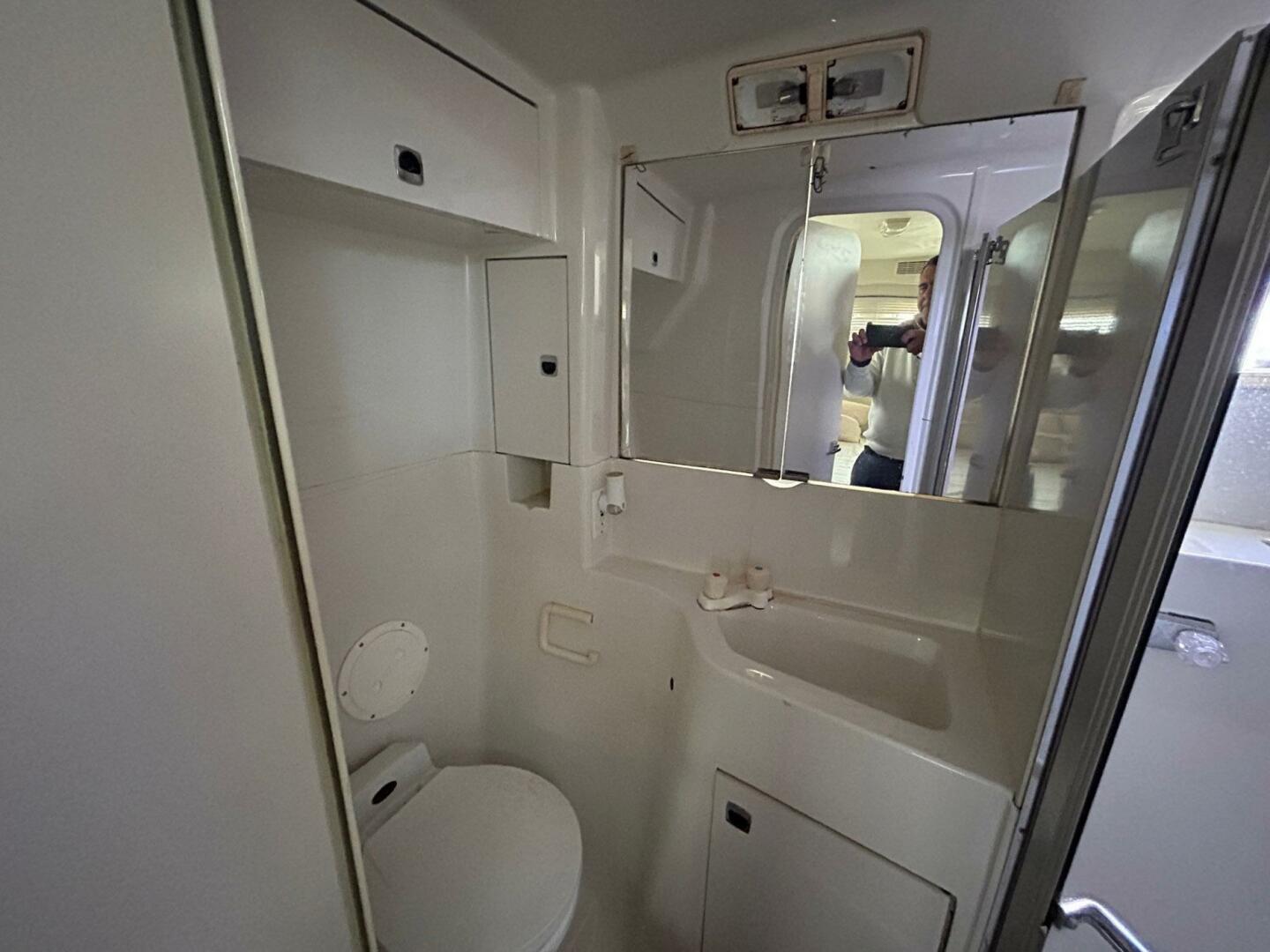 Slide: The Image of Silverton 34 Motor Yacht 1992 - 5288978