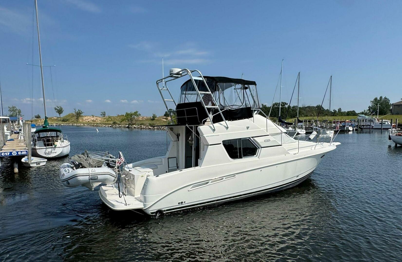 Slide: The Image of Silverton 35 Convertible 2001 - 5510776