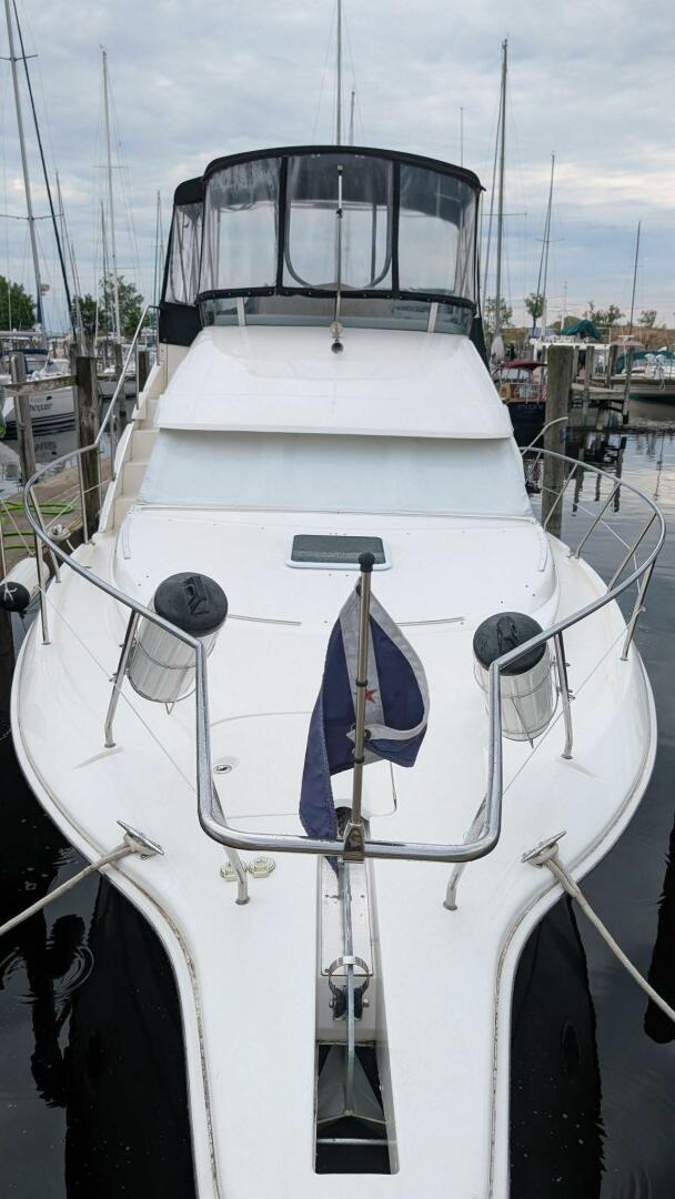 Slide: The Image of Silverton 35 Convertible 2001 - 5510780