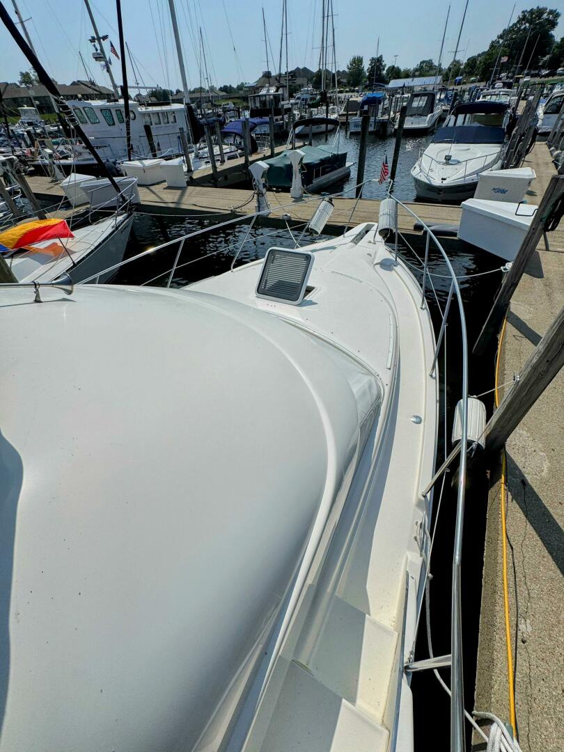 Slide: The Image of Silverton 35 Convertible 2001 - 5510782