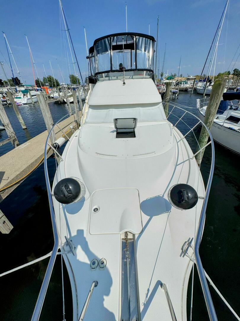 Slide: The Image of Silverton 35 Convertible 2001 - 5510784