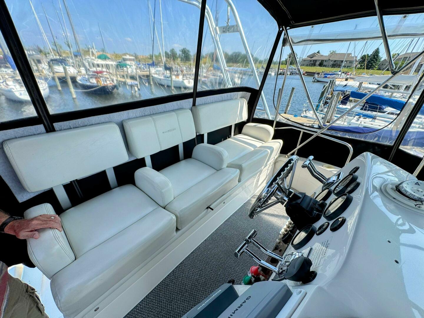 Slide: The Image of Silverton 35 Convertible 2001 - 5510792