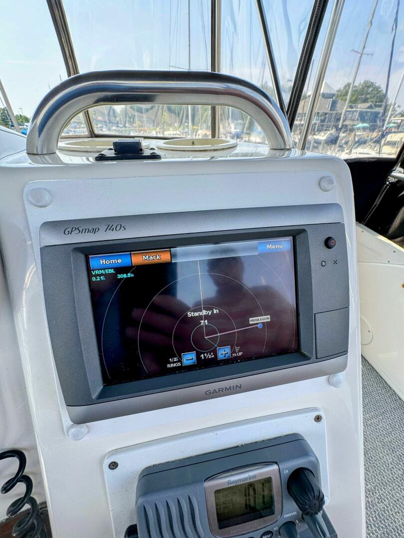 Slide: The Image of Silverton 35 Convertible 2001 - 5510796