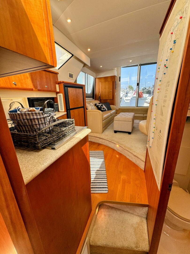 Slide: The Image of Silverton 35 Convertible 2001 - 5510805