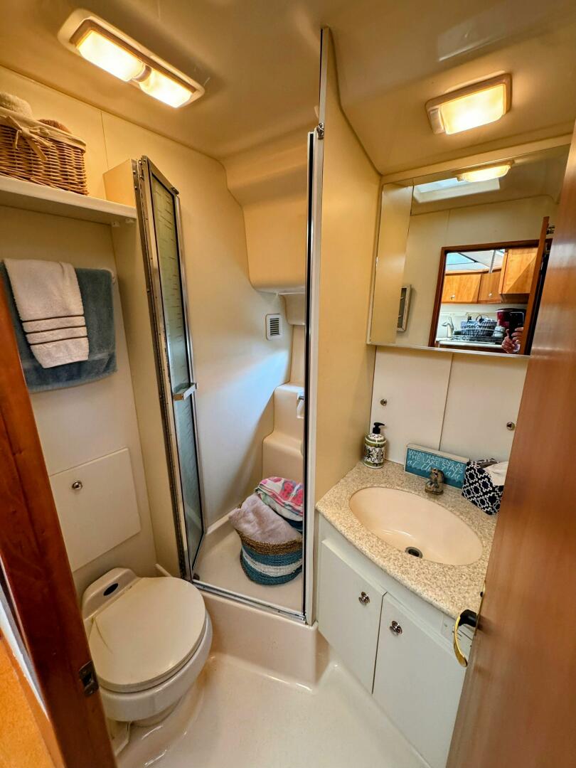 Slide: The Image of Silverton 35 Convertible 2001 - 5510807