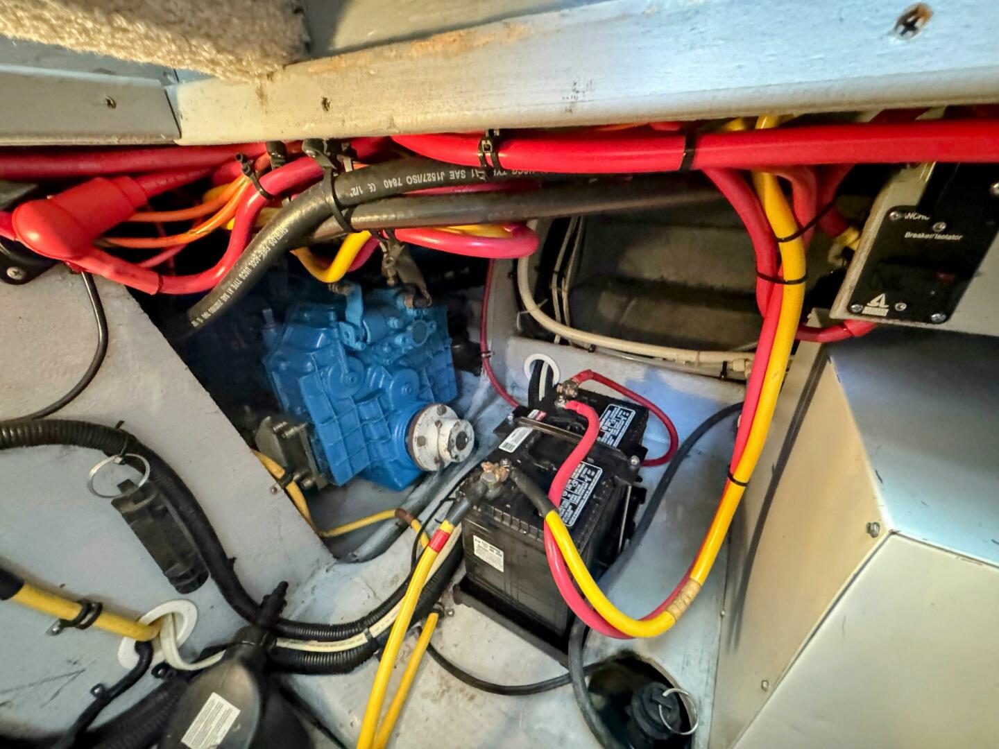 Slide: The Image of Silverton 35 Convertible 2001 - 5510823