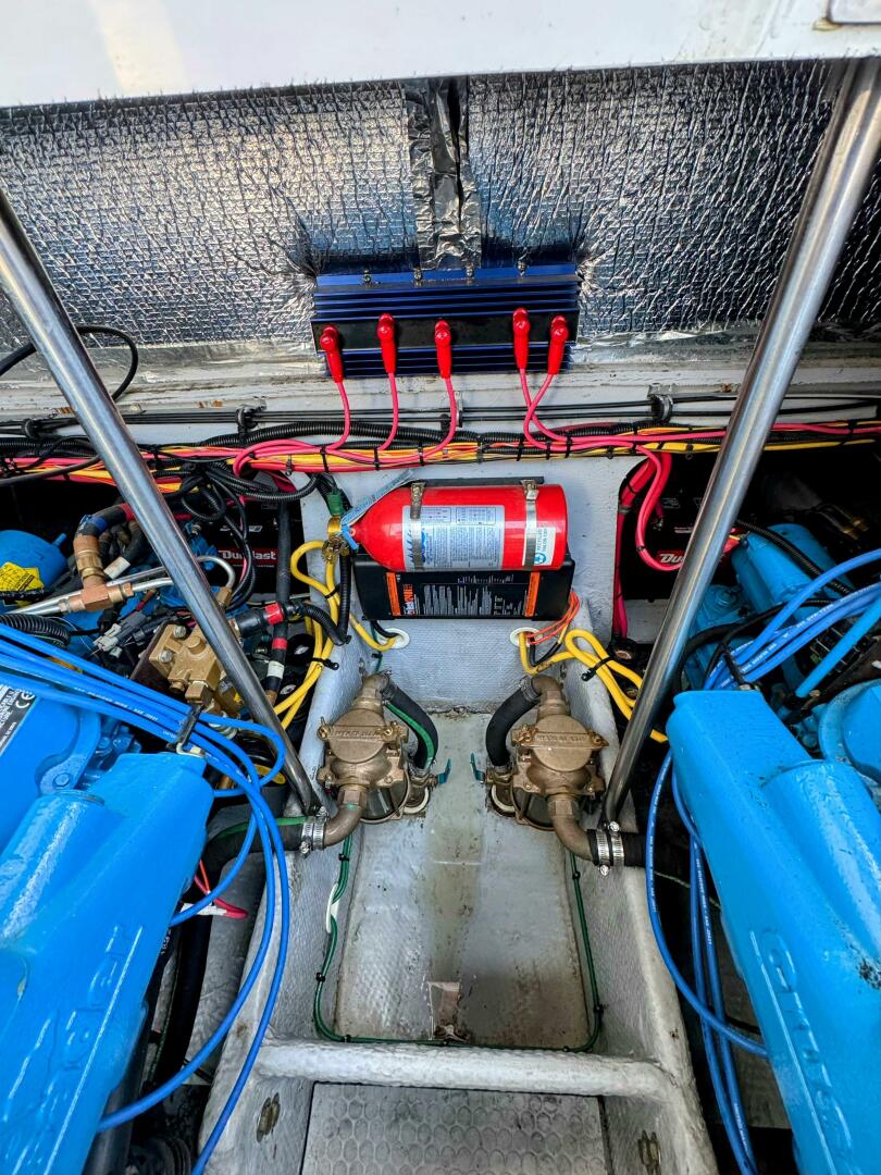 Slide: The Image of Silverton 35 Convertible 2001 - 5510828