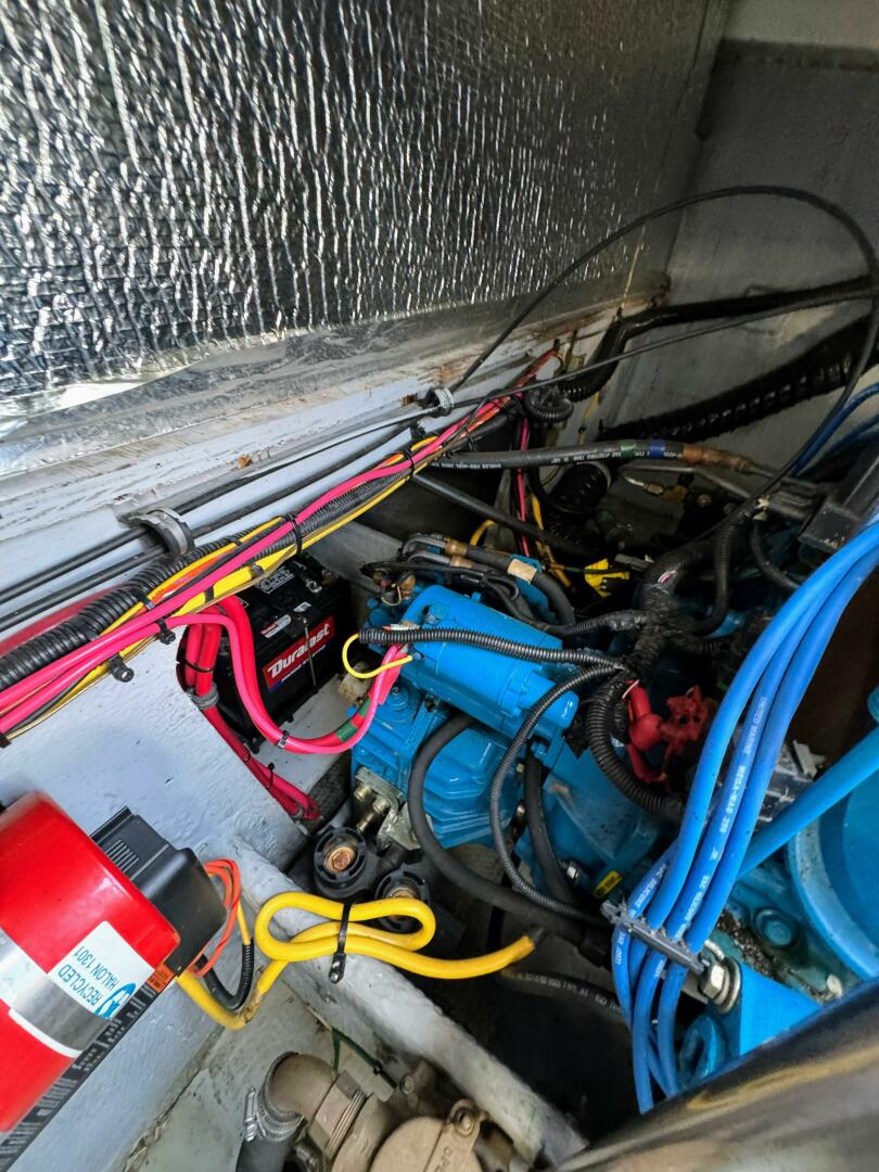 Slide: The Image of Silverton 35 Convertible 2001 - 5510829