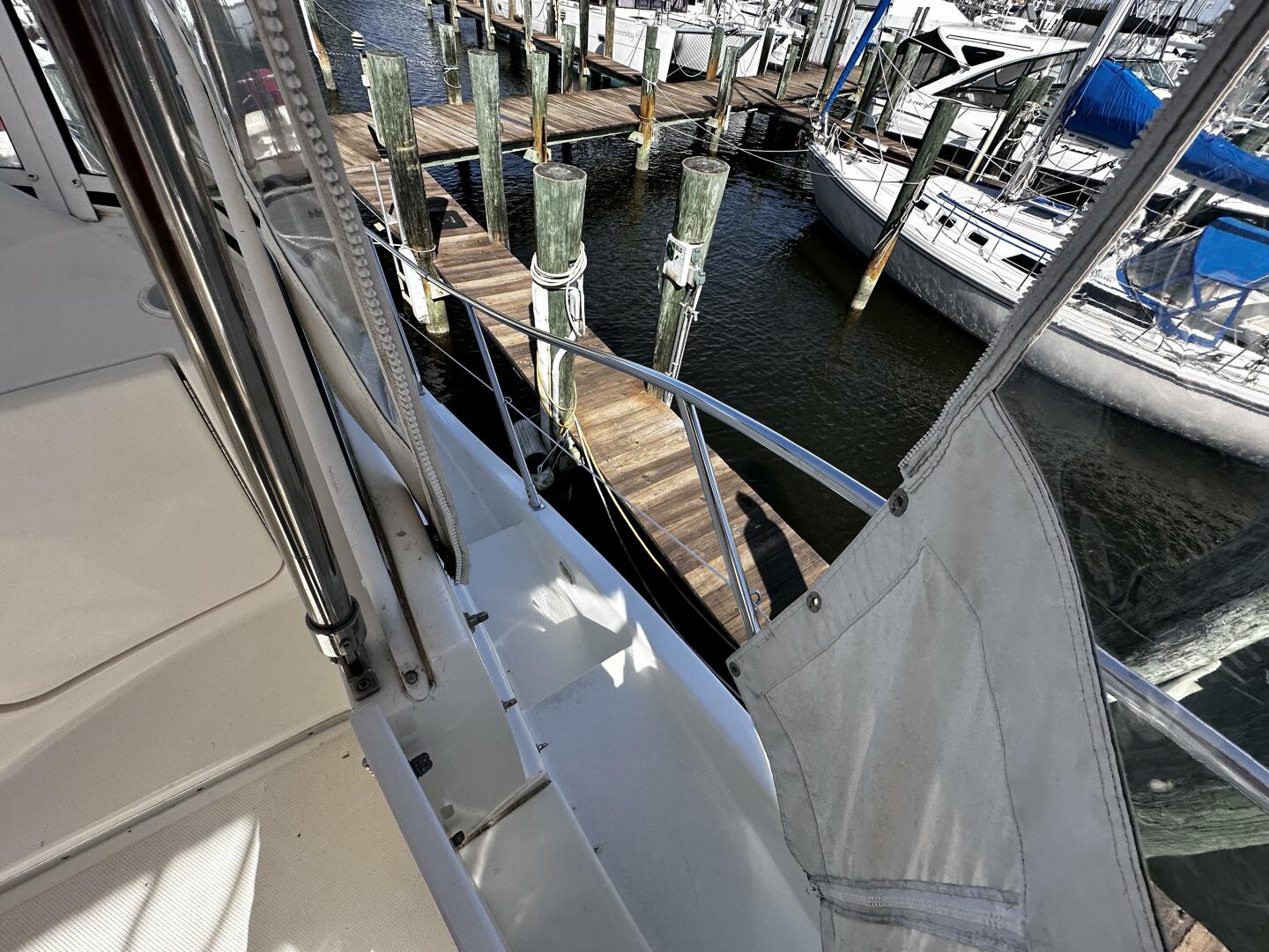 Slide: The Image of Silverton 35 Motor Yacht 2005 - 5200493