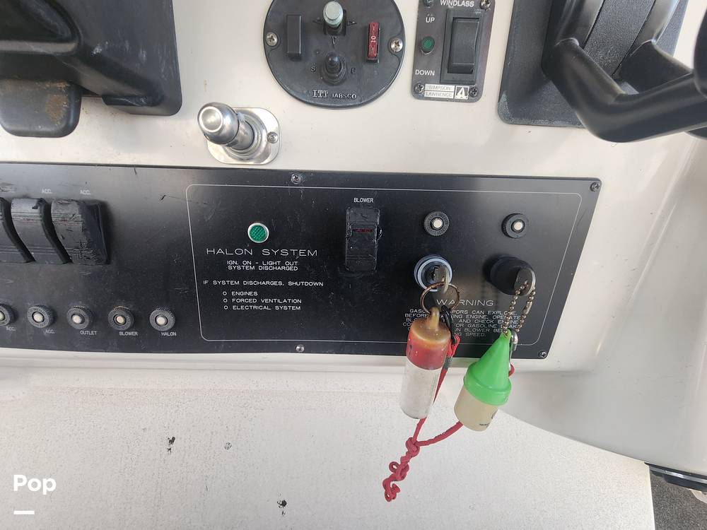 Slide: The Image of Silverton 372 Motor Yacht 1997 - 12043988