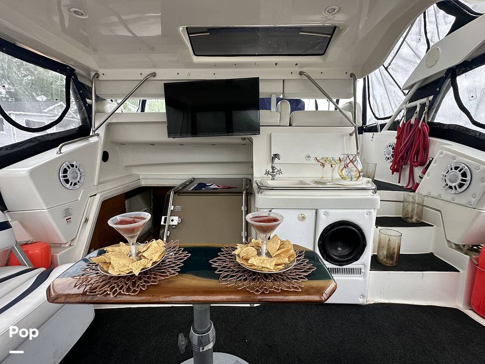 Slide: The Image of Silverton 372 Motor Yacht 1997 - 15400480