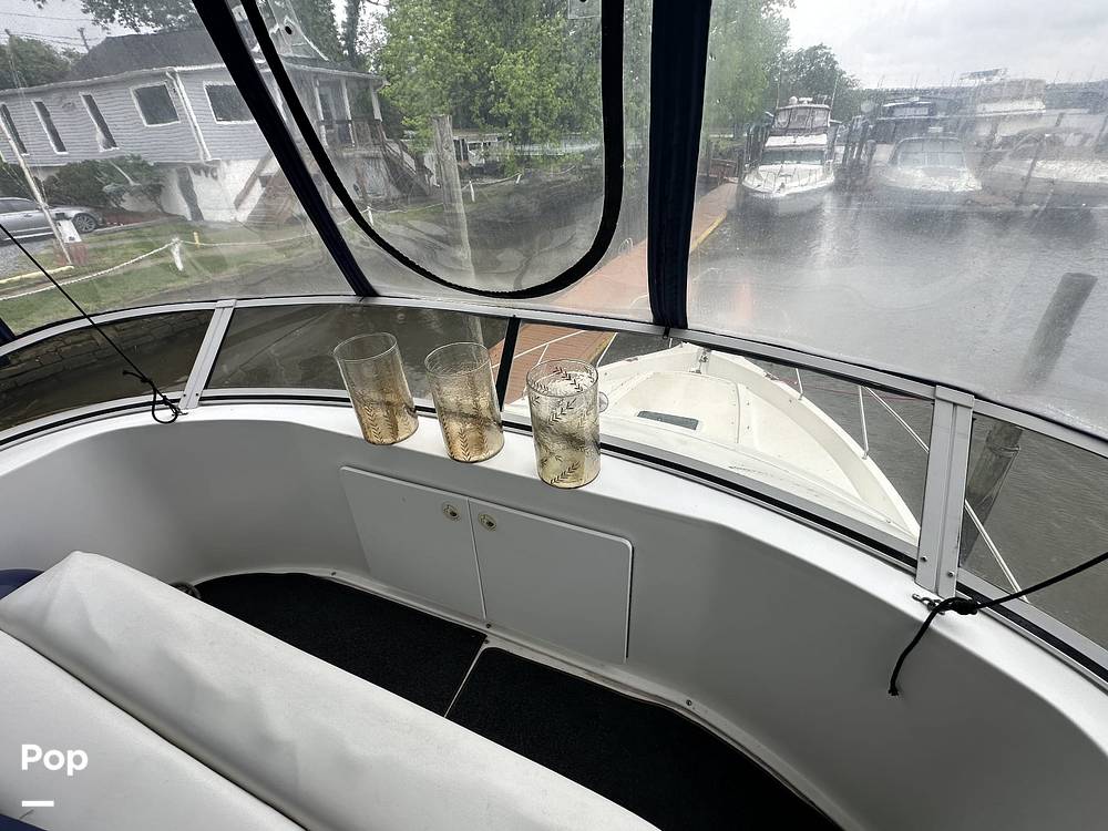 Slide: The Image of Silverton 372 Motor Yacht 1997 - 15400484
