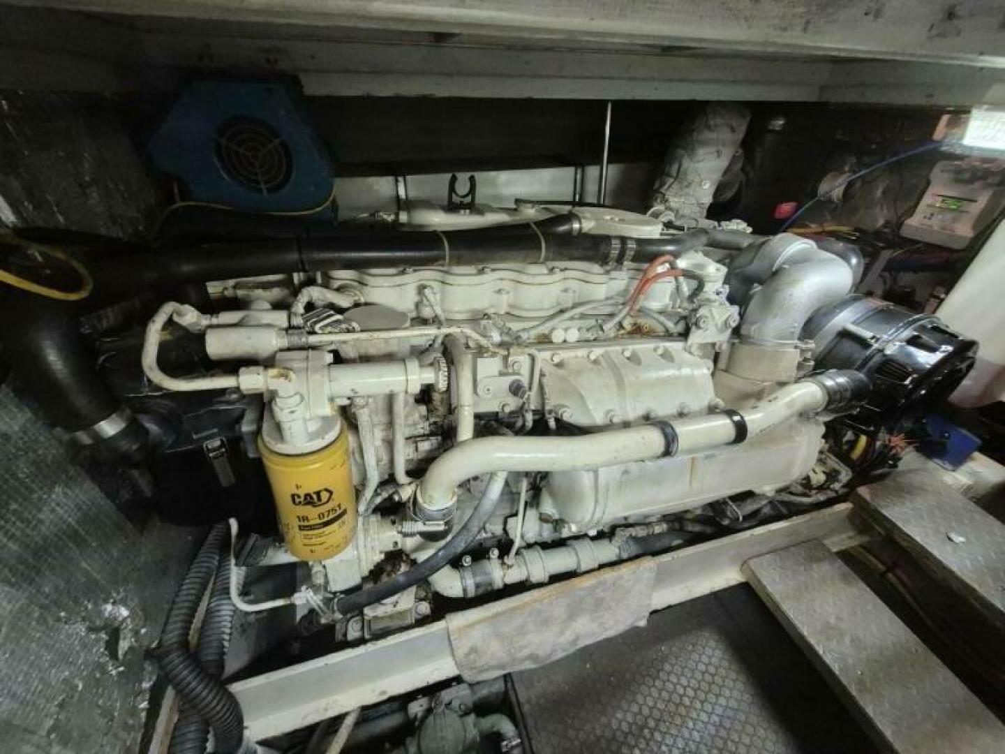 Slide: The Image of Silverton 38 Convertible 2002 - 5518363