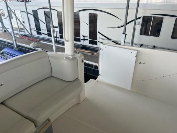 Slide: The Image of Interior seating area of a 2002 Silverton 39 Motor Yacht. - 25
