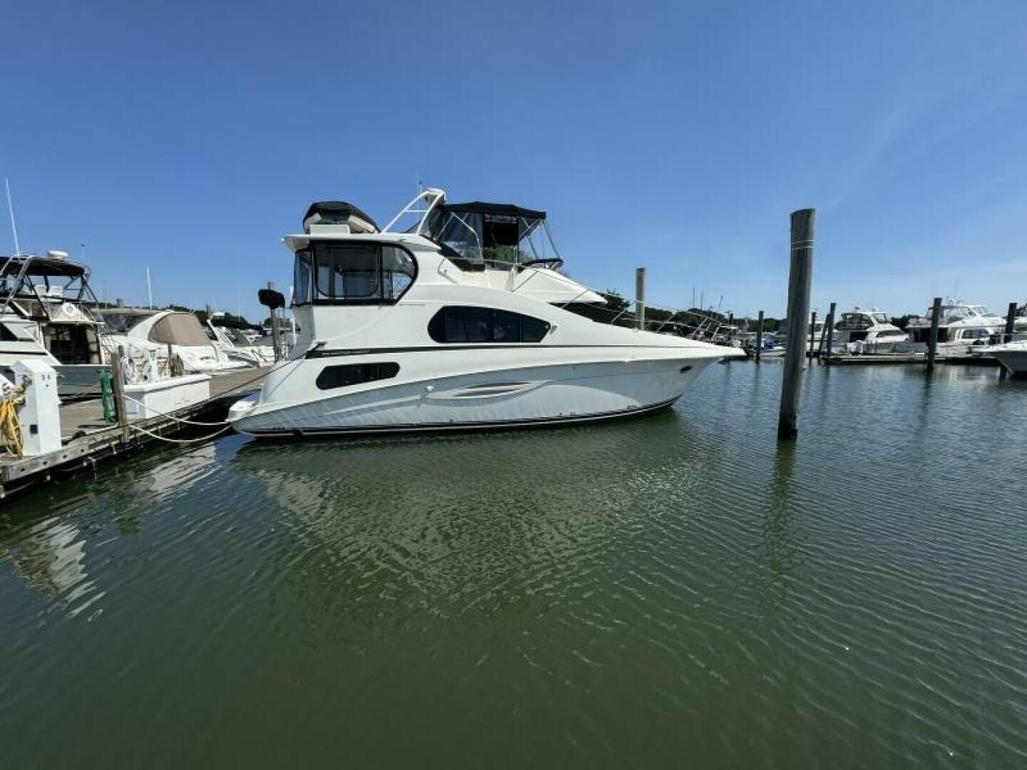 Slide: The Image of Silverton 39 Motor Yacht 2004 - 4641897
