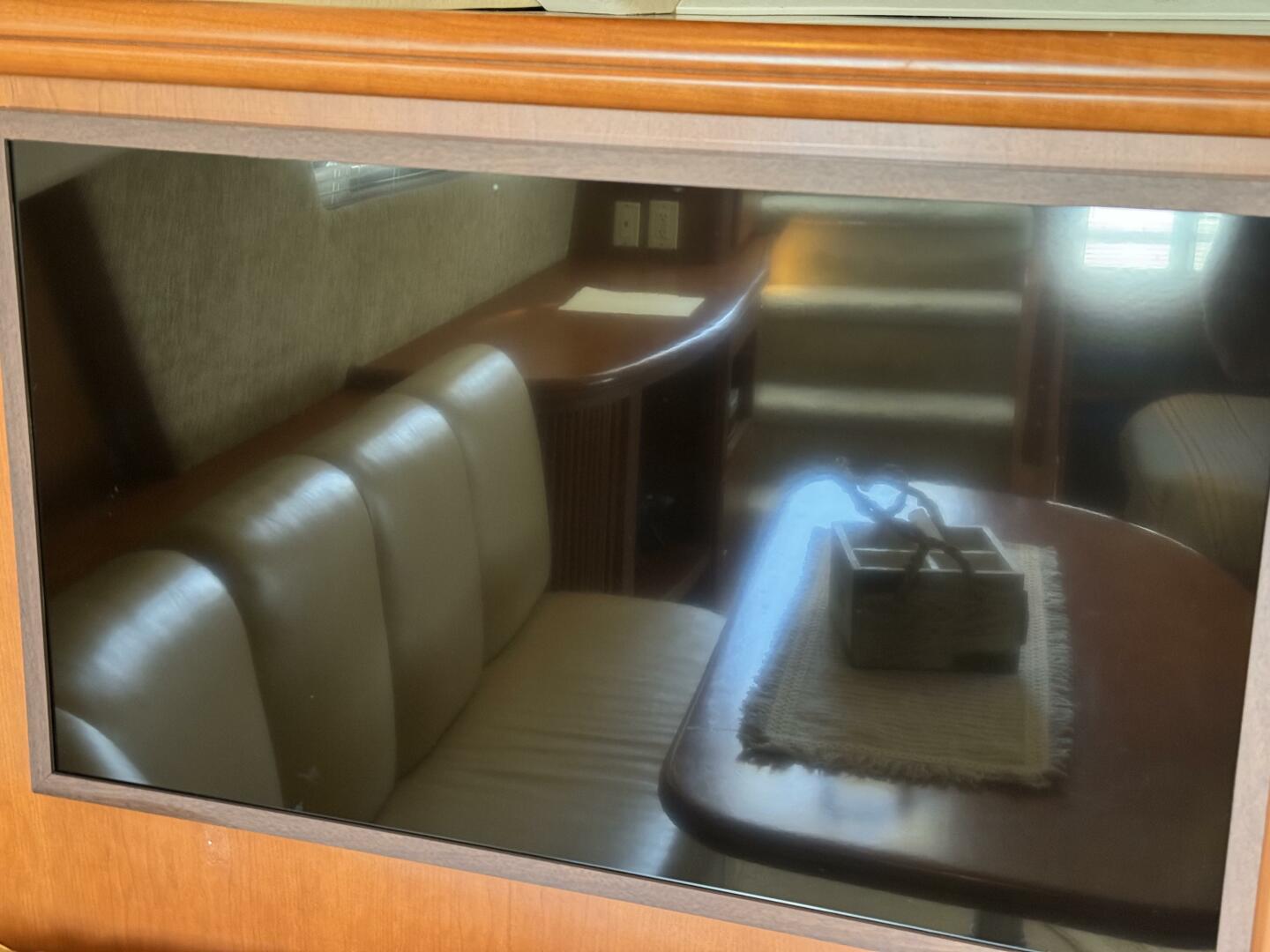 Slide: The Image of Silverton 39 Motor Yacht 2004 - 4648034