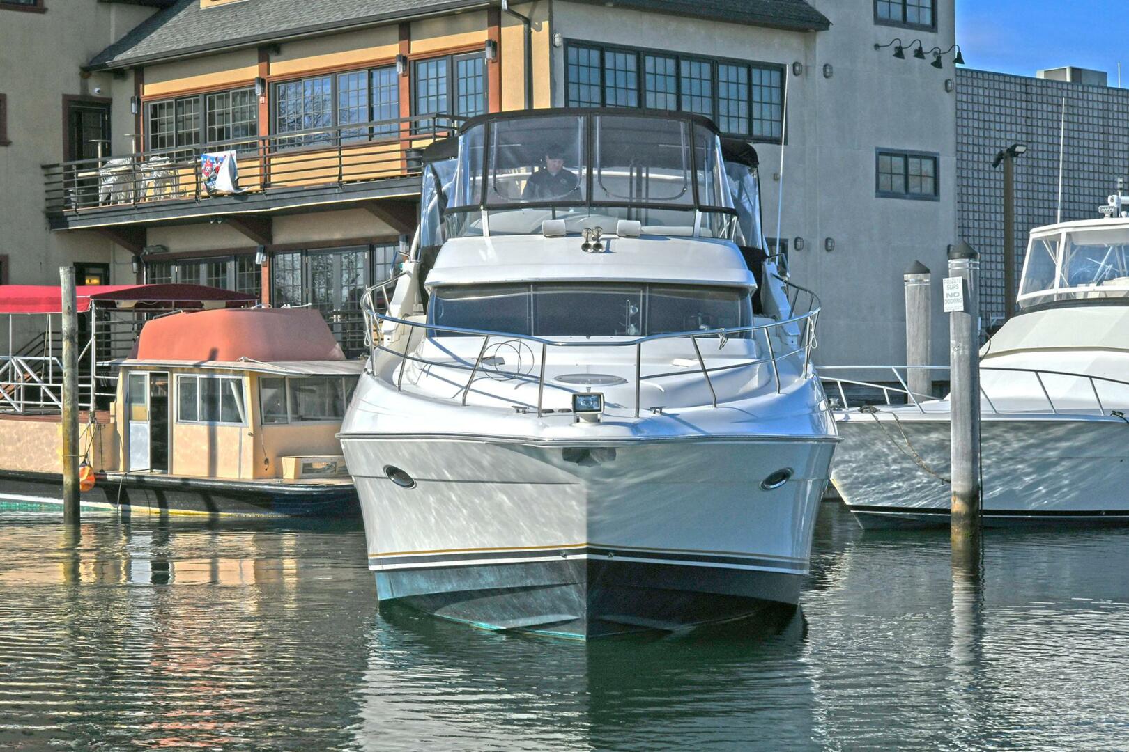 Slide: The Image of Silverton 41 Sport Bridge 2002 - 5161987