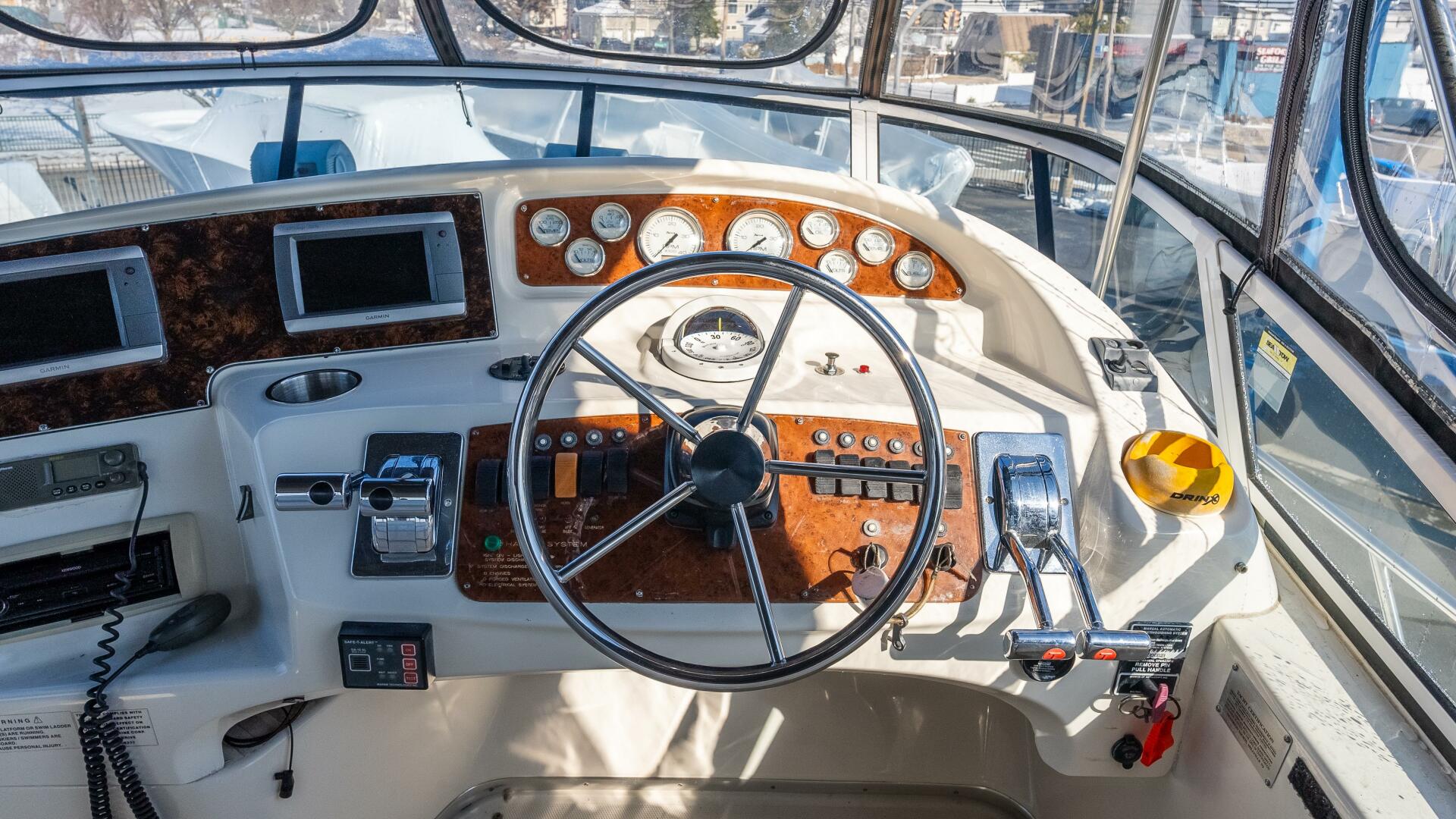 Slide: The Image of Silverton 41 Sport Bridge 2002 - 5162034