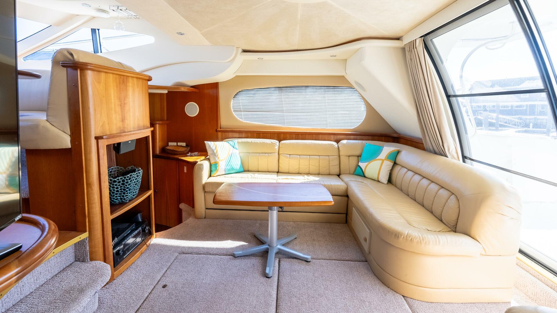 Slide: The Image of Silverton 41 Sport Bridge 2002 - 5162052