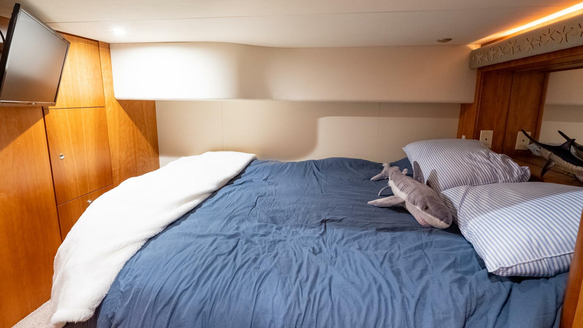 Slide: The Image of Silverton 41 Sport Bridge 2002 - 5162056