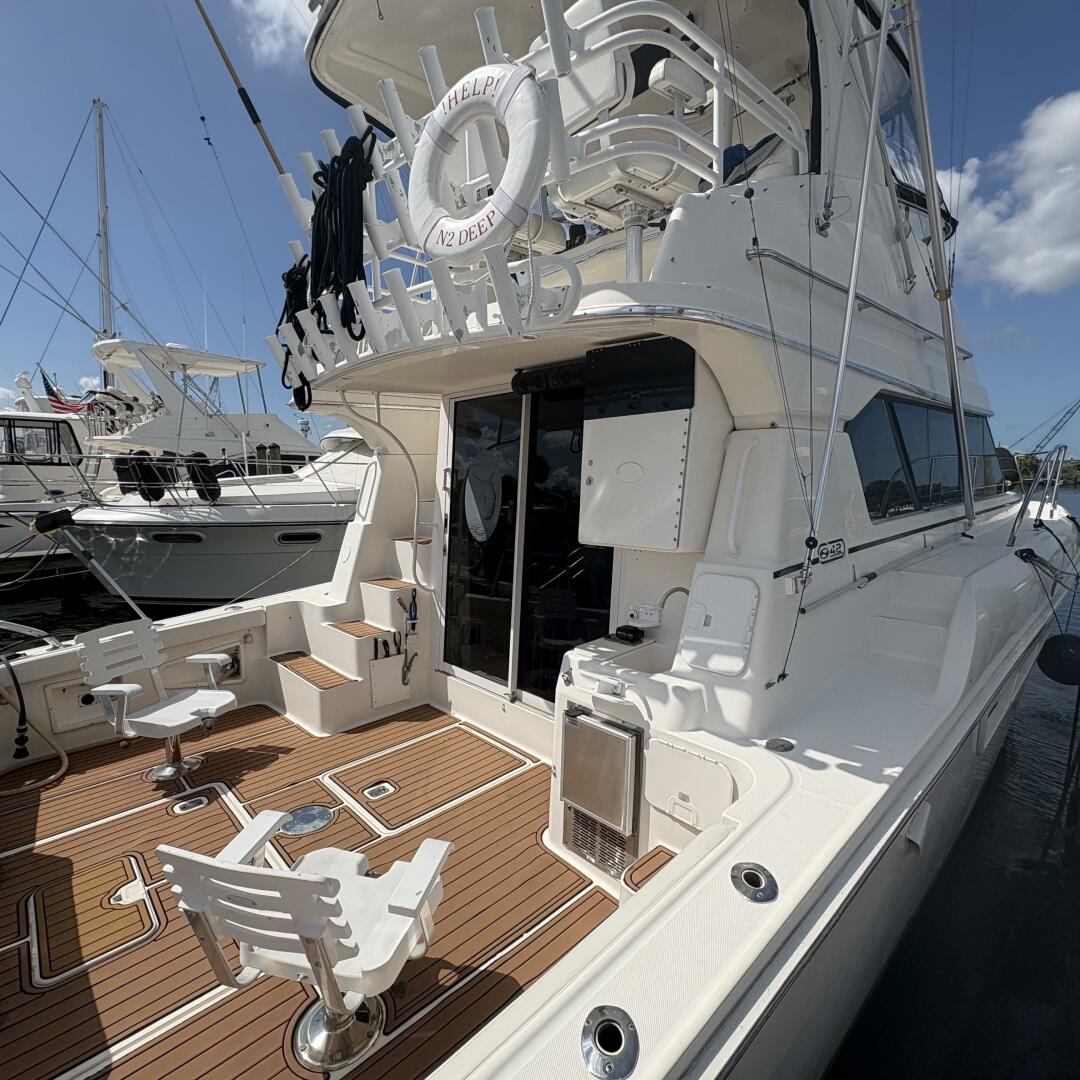 Slide: The Image of Silverton 42 Convertible 2001 - 5385165