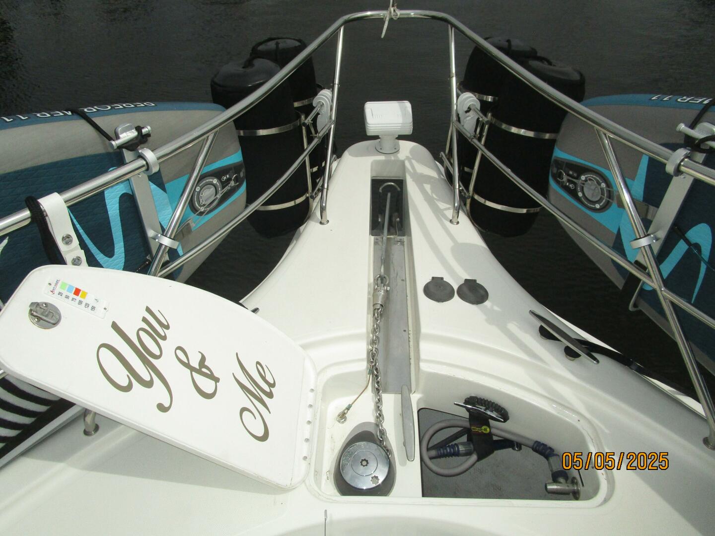 Slide: The Image of 43' Silverton anchor windlass1 - 5281693