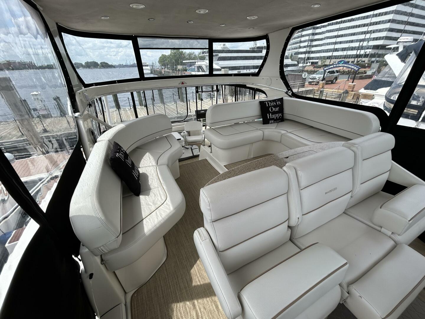 Slide: The Image of 43' Silverton flybridge aft - 5281699