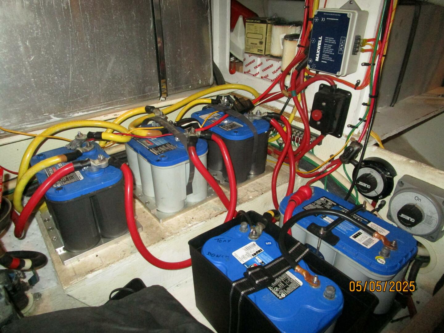 Slide: The Image of 43' Silverton port battery bank - 5281761