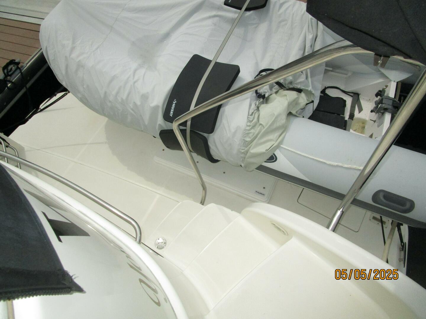 Slide: The Image of 43' Silverton swimplatform2 - 5281788