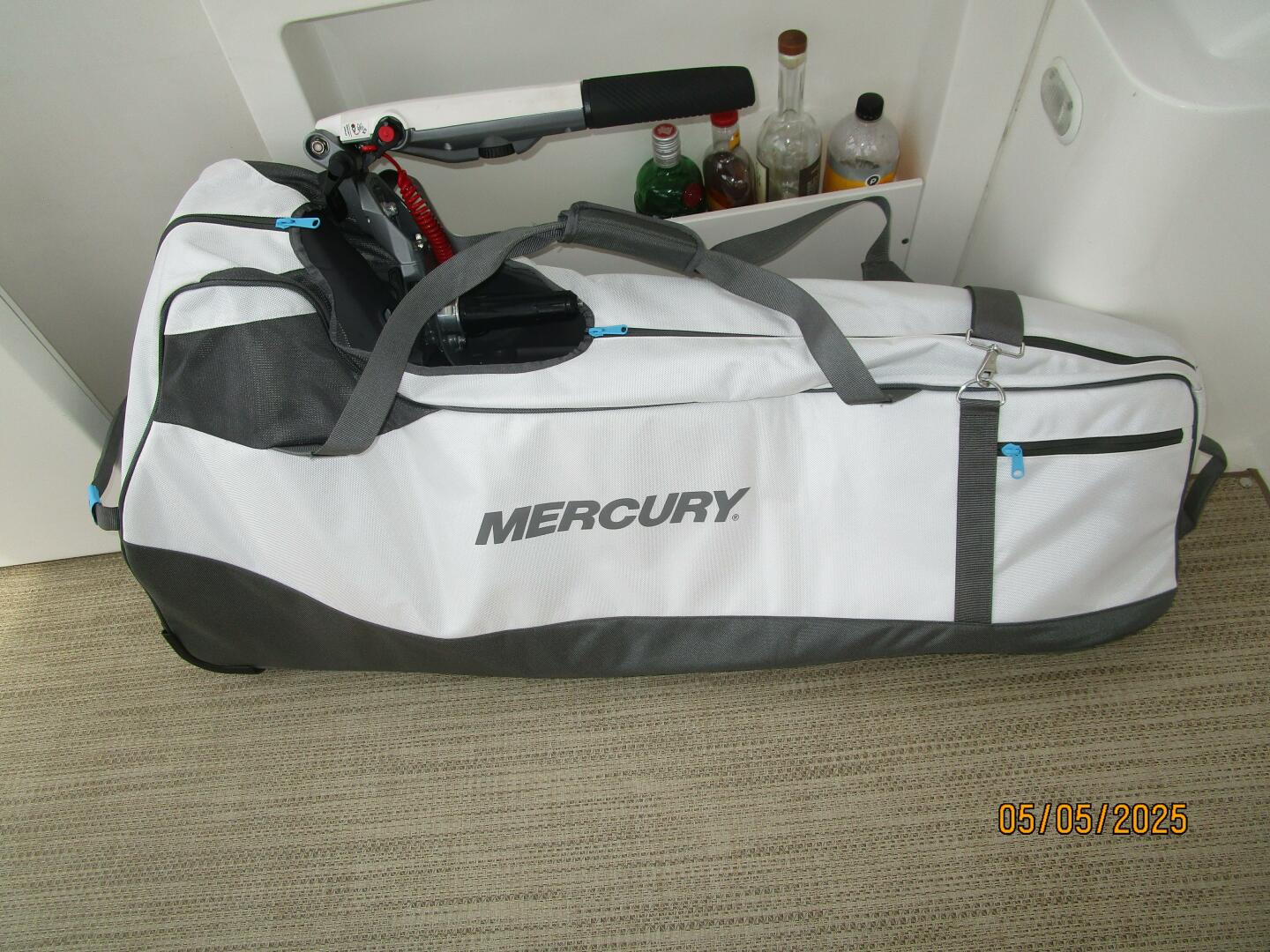 Slide: The Image of 43' Silverton outboard bag - 5281791