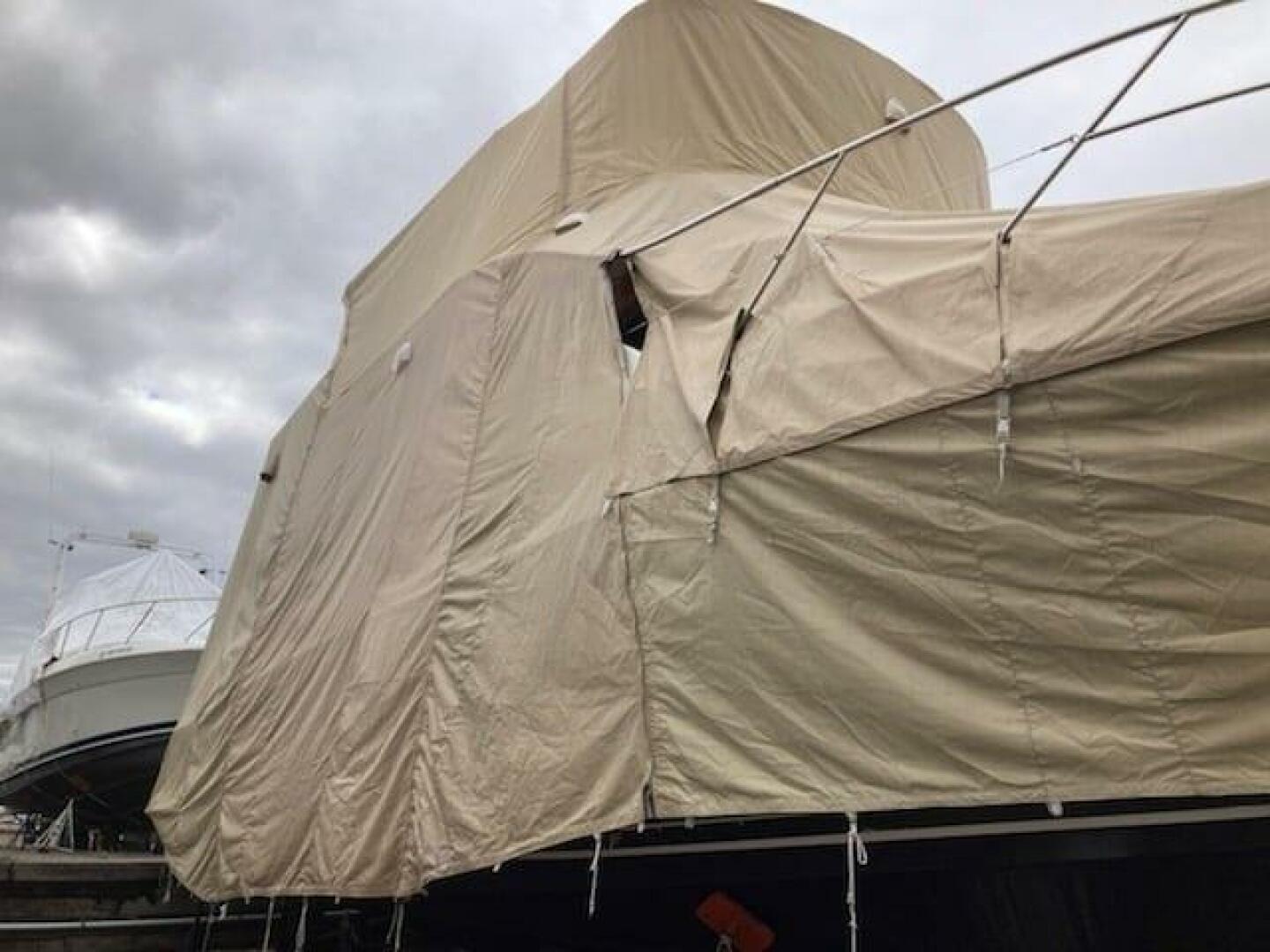 Slide: The Image of 43' Silverton boat cover1 - 5297273