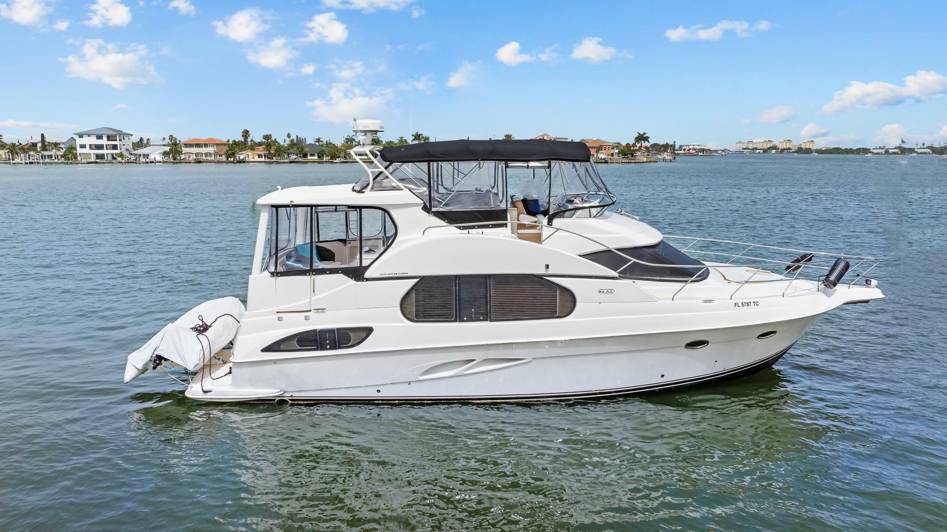 Slide: The Image of Silverton 43 Motor Yacht Aft Cabin Silverton 43 Motor Yacht Aft Cabin - 5057950