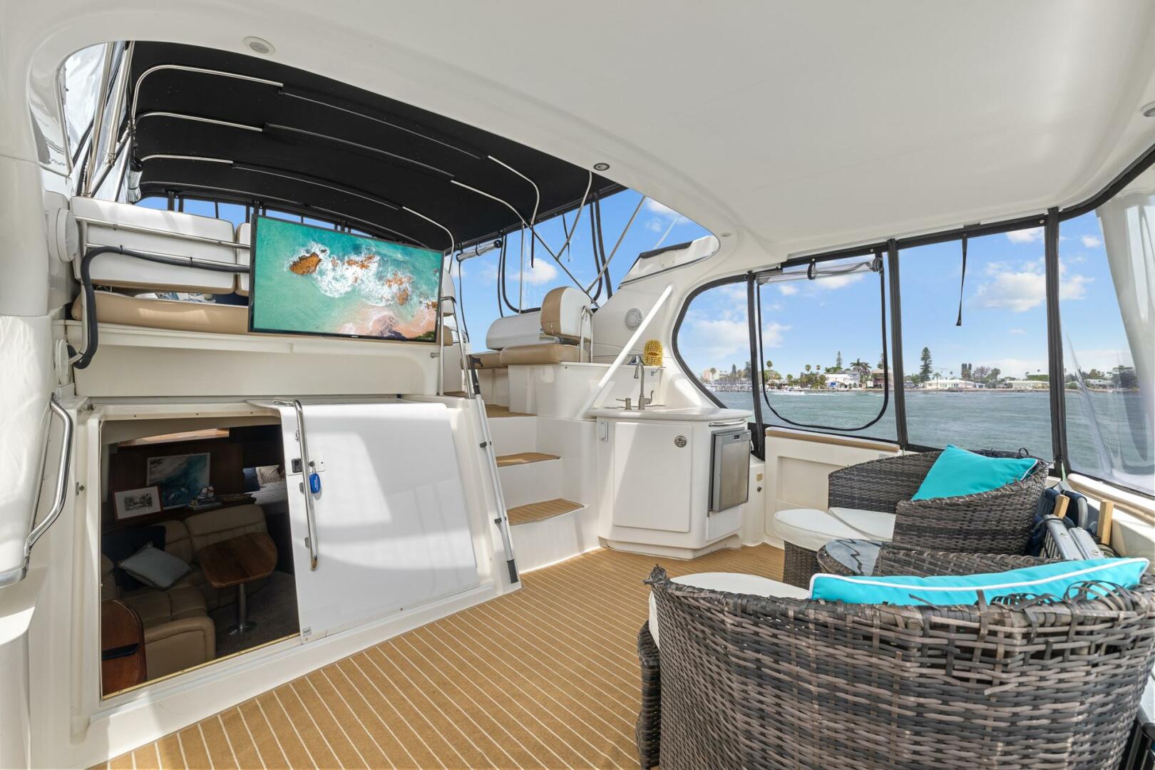 Slide: The Image of Silverton 43 Motor Yacht Aft Cabin Silverton 43 Motor Yacht Aft Cabin - 5057994