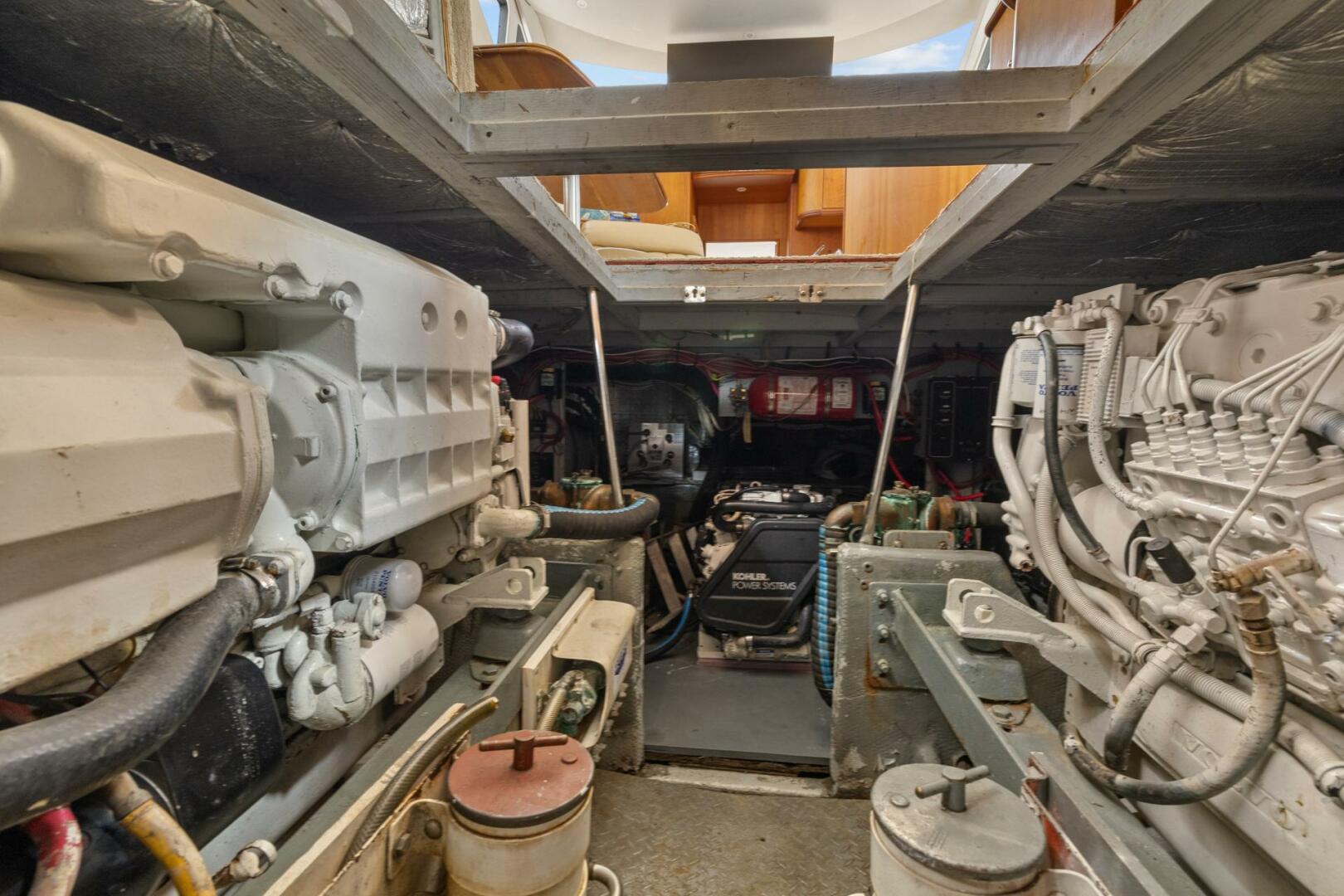 Slide: The Image of Silverton 43 Motor Yacht Aft Cabin Silverton 43 Motor Yacht Aft Cabin - 5057996