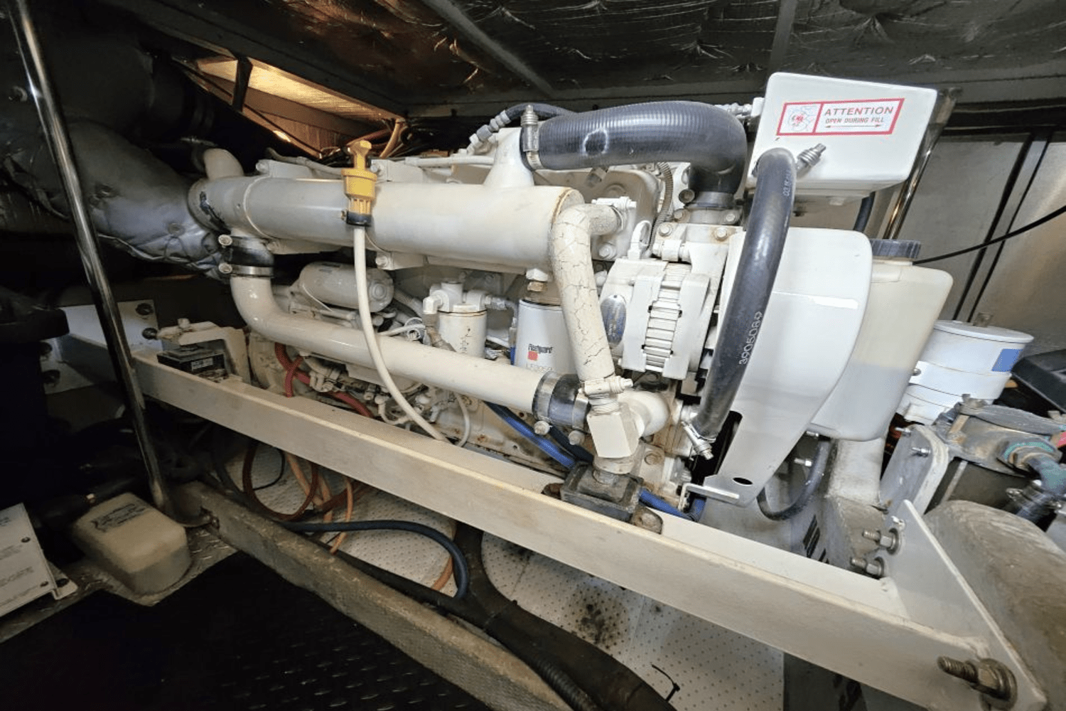 Slide: The Image of Silverton 43 MOTOR YACHT 2003 - 22