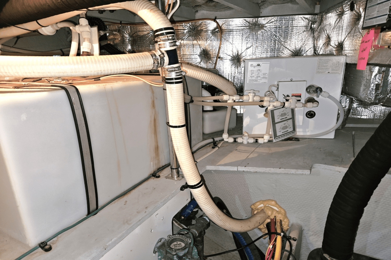 Slide: The Image of Silverton 43 MOTOR YACHT 2003 - 24