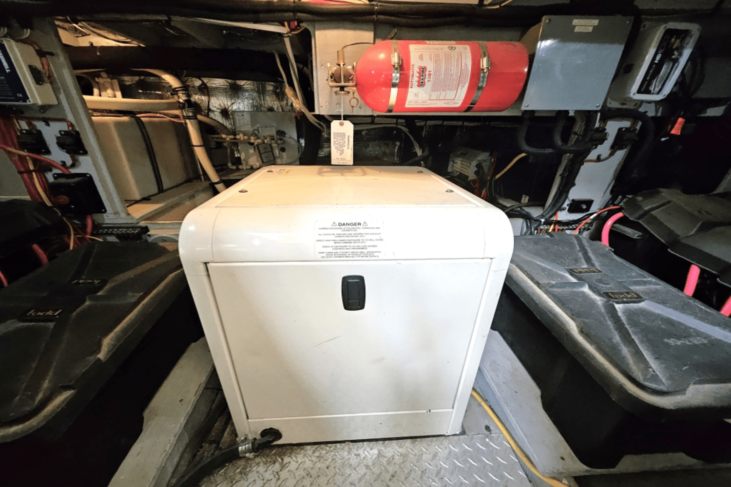 Slide: The Image of Silverton 43 MOTOR YACHT 2003 - 26