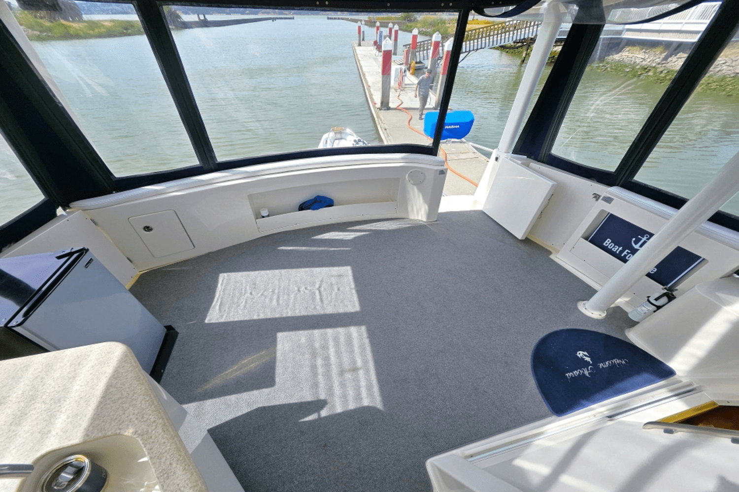 Slide: The Image of Silverton 43 MOTOR YACHT 2003 - 6