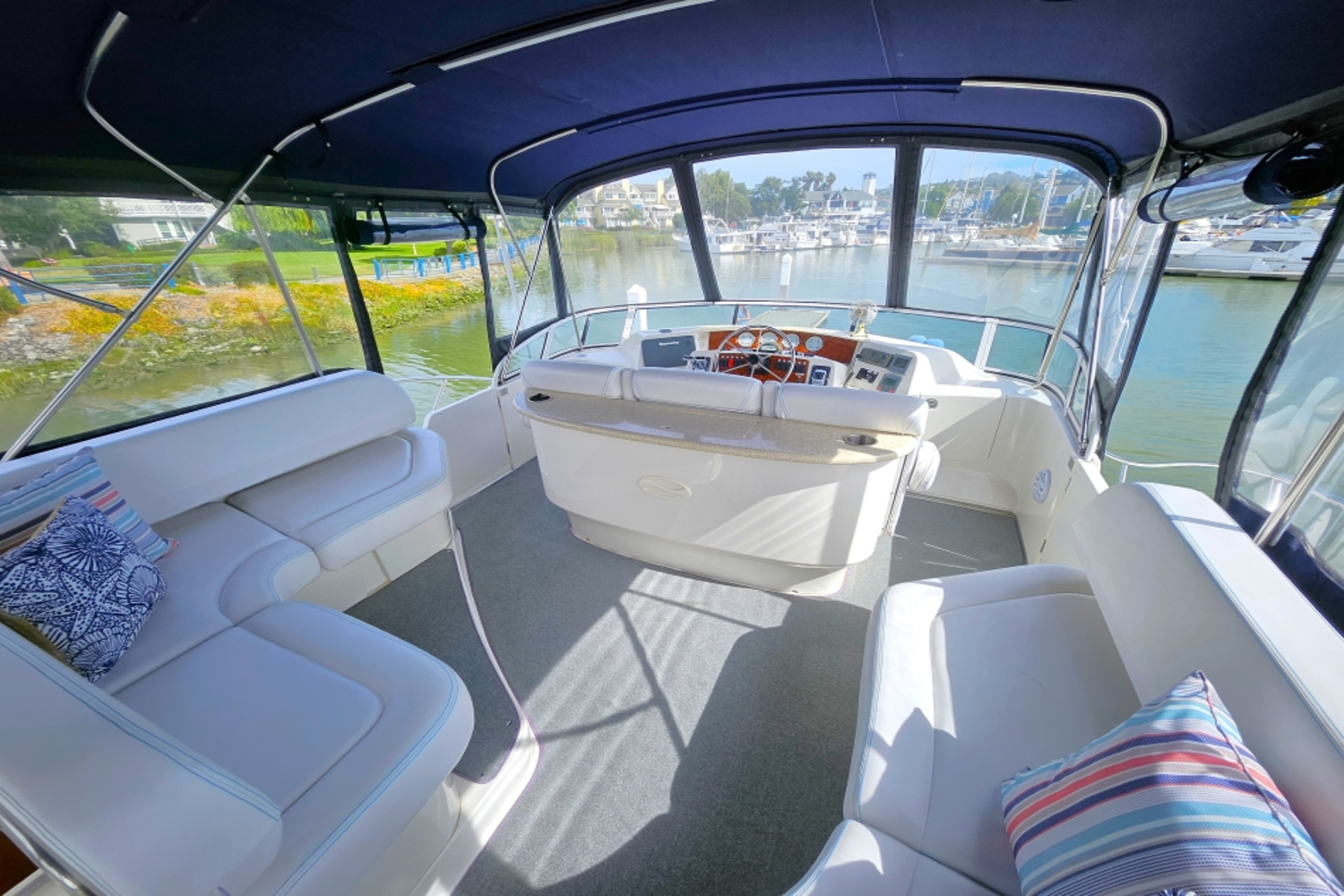 Slide: The Image of Silverton 43 MOTOR YACHT 2003 - 9