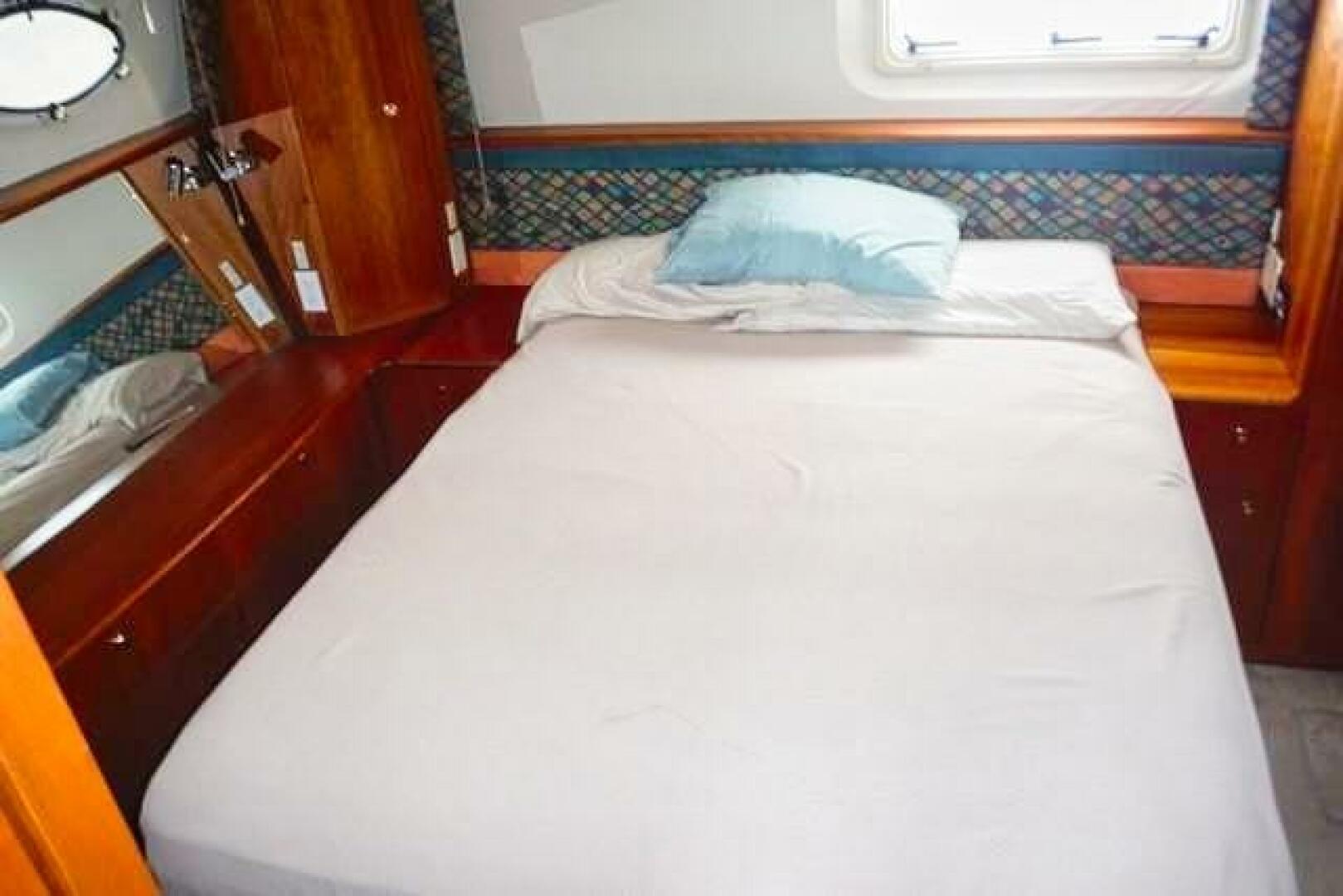 Slide: The Image of Silverton 453 Motor Yacht 1999 - 4869489
