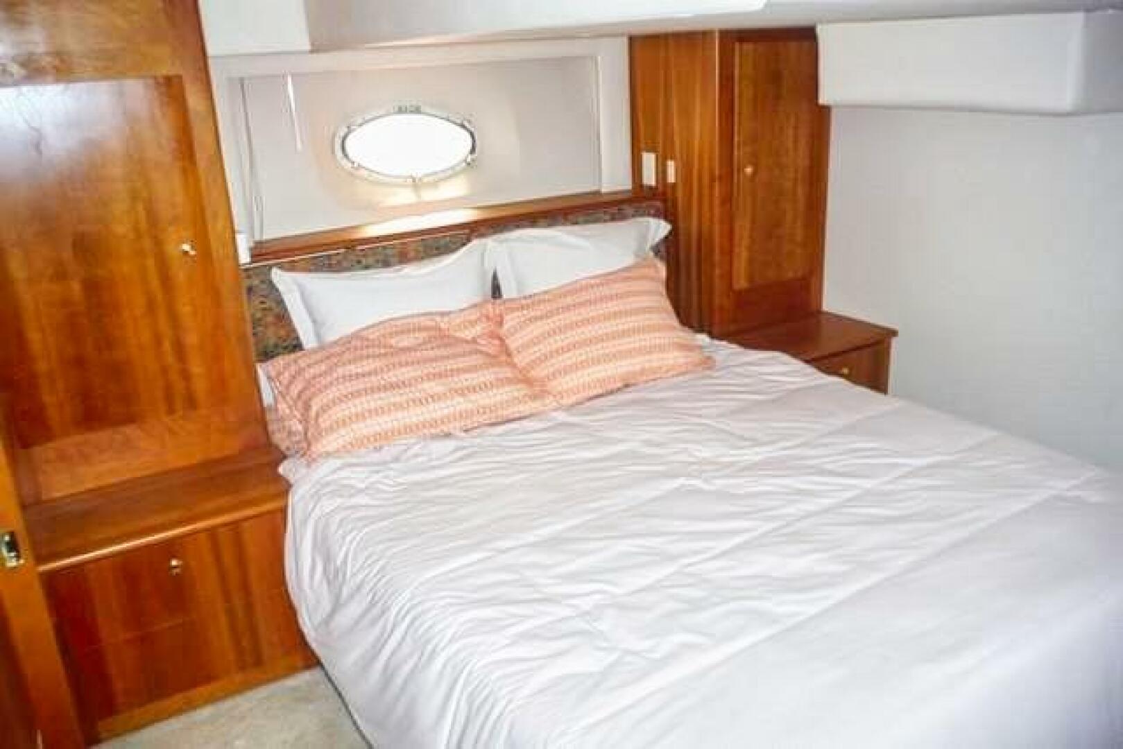Slide: The Image of Silverton 453 Motor Yacht 1999 - 4869493