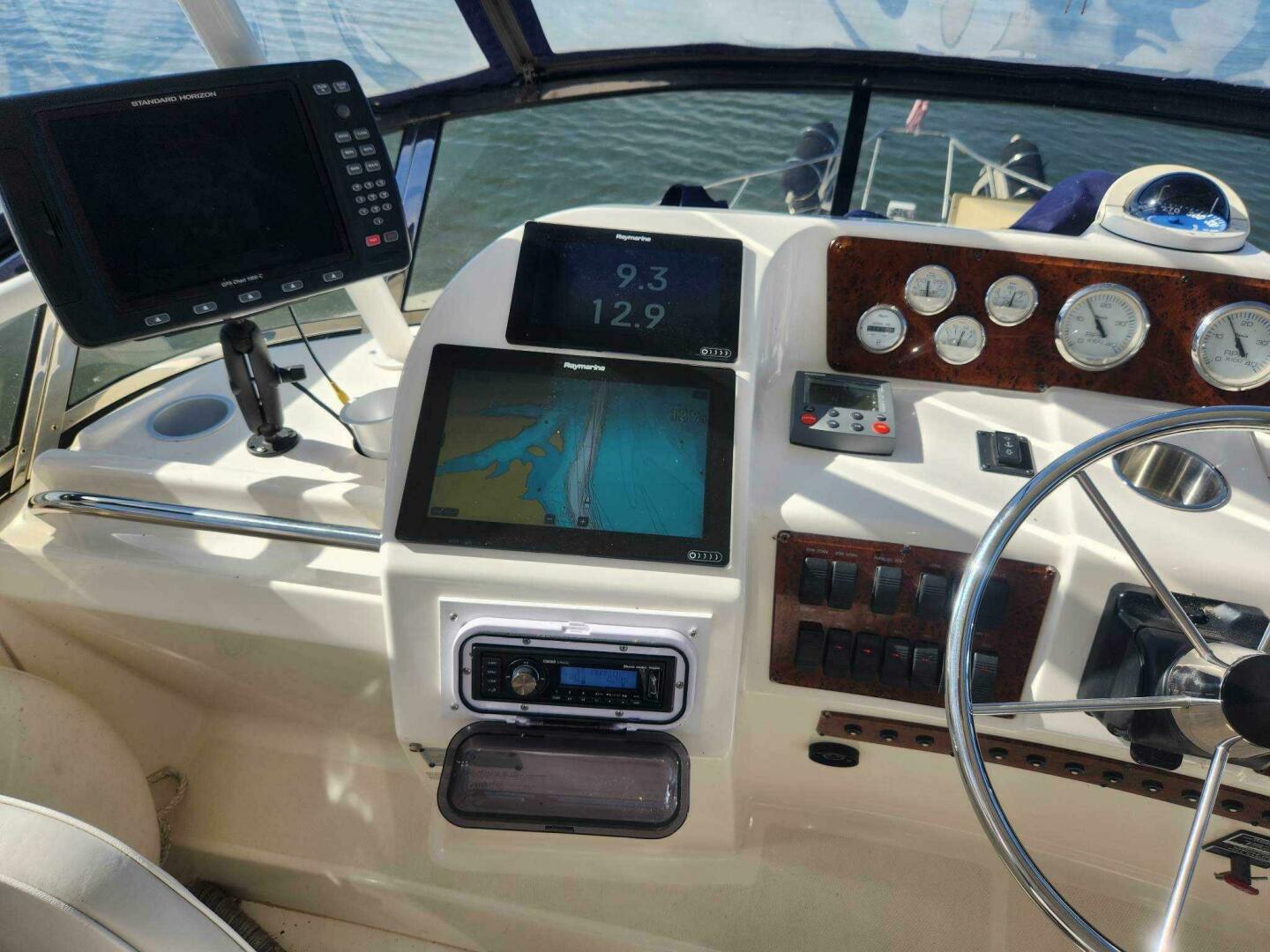 Slide: The Image of Silverton 453 Motor Yacht 2001 - 4537506