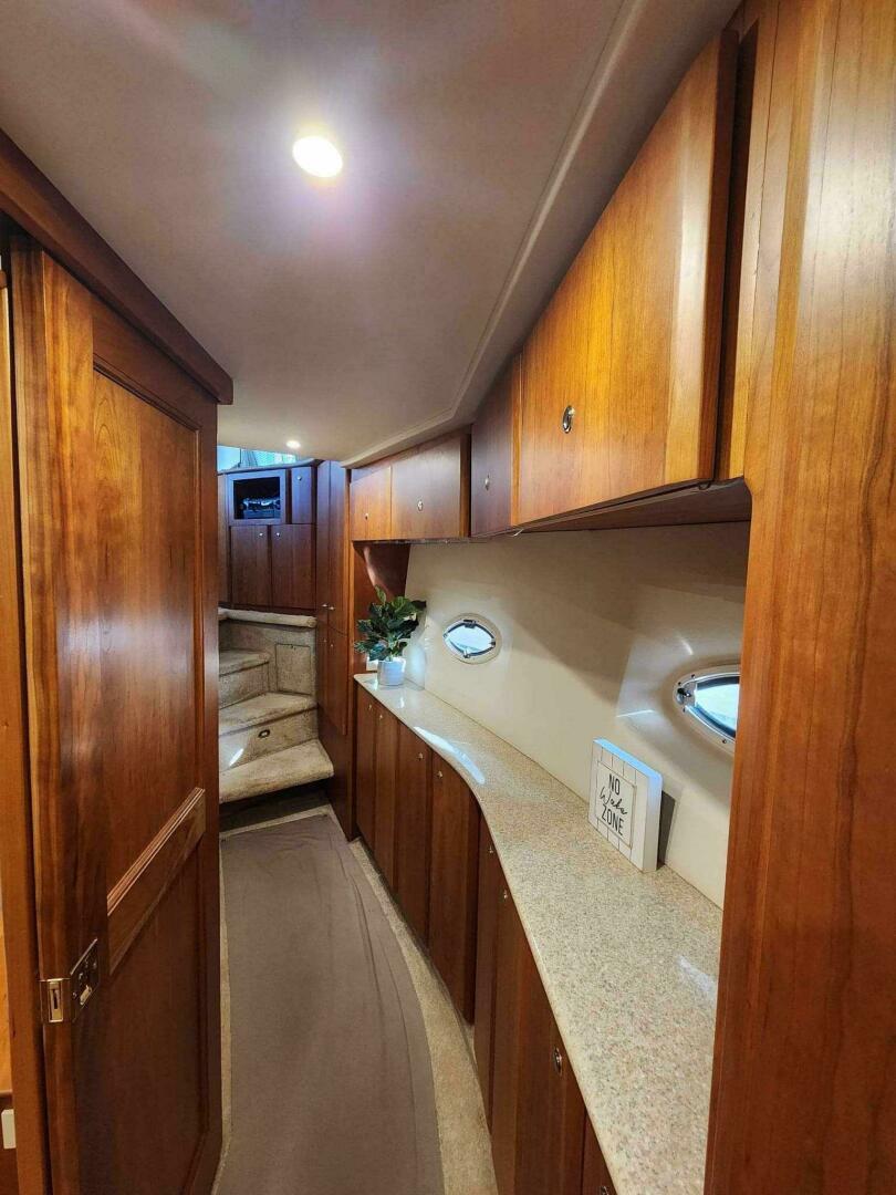 Slide: The Image of Silverton 453 Motor Yacht 2001 - 4537518