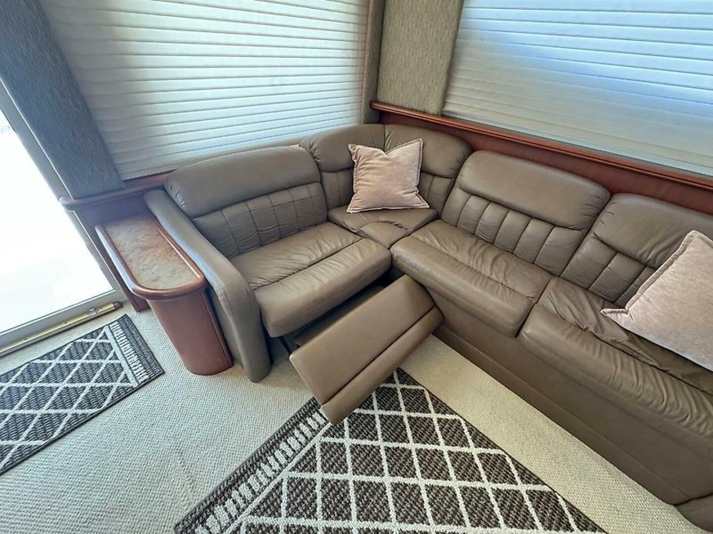 Slide: The Image of 0005245362 - 5460770