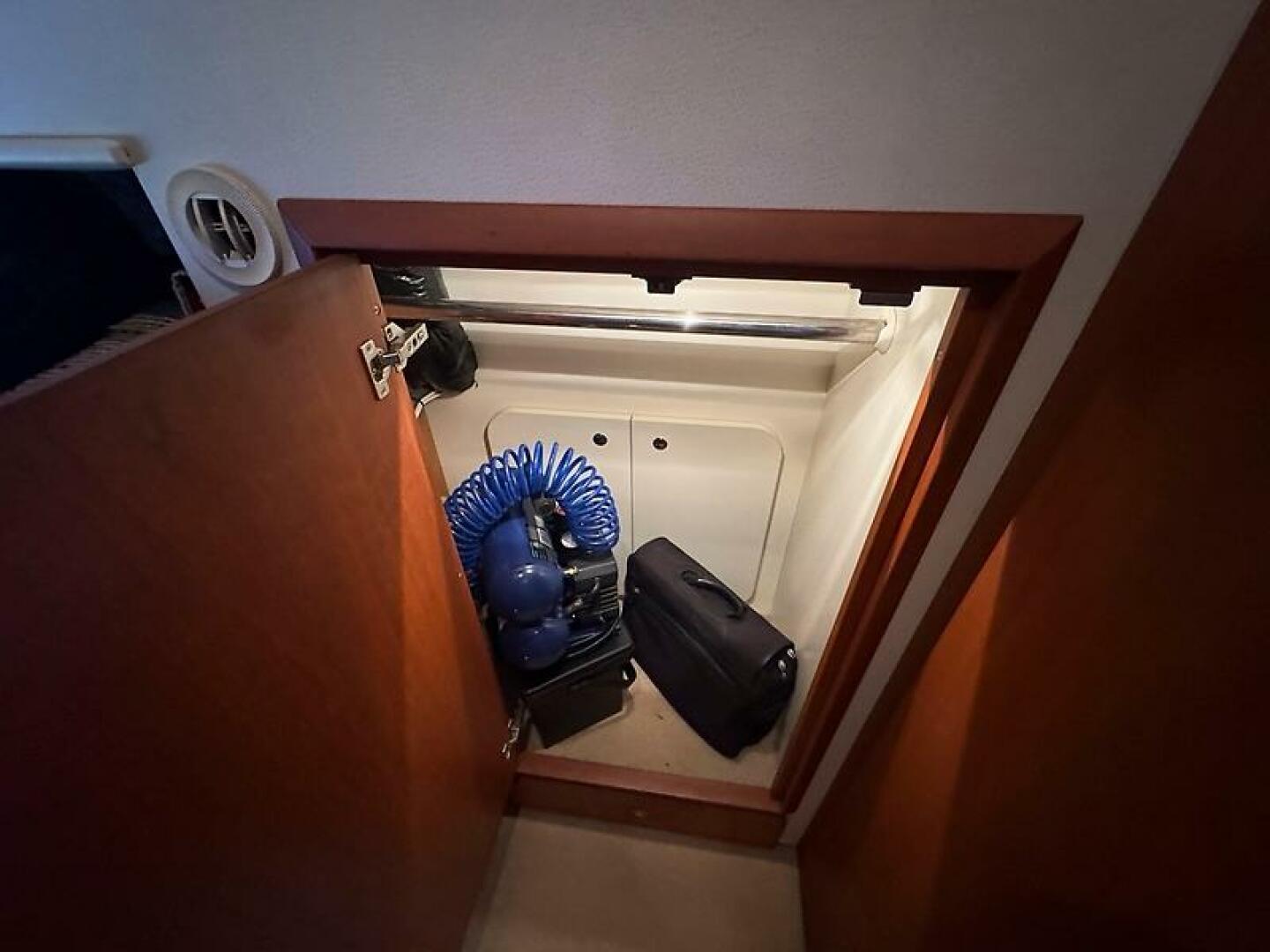 Slide: The Image of 0005245763 - 5460783