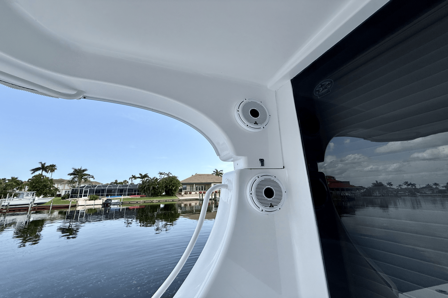 Slide: The Image of Silverton 50 CONVERTIBLE 2006 - 49